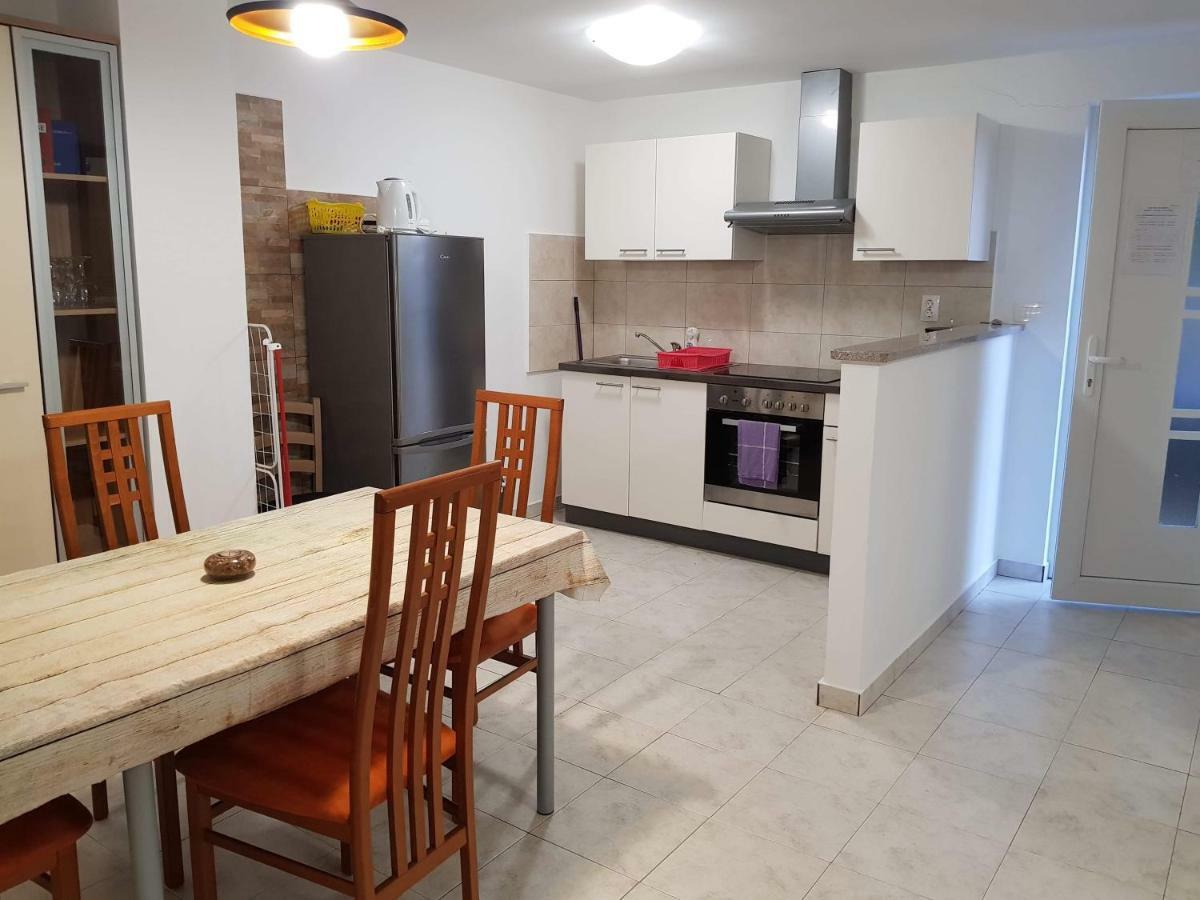 Apartment Natali Brseč Eksteriør billede