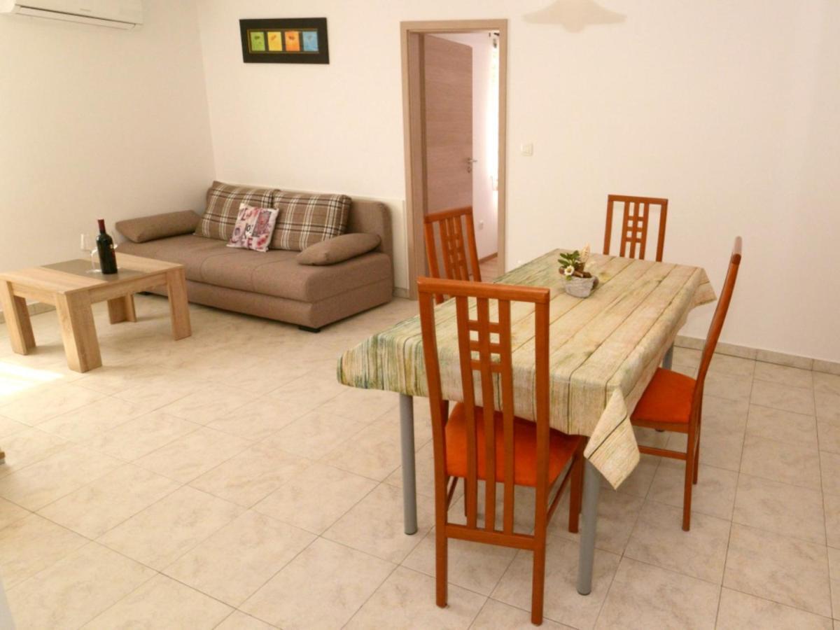 Apartment Natali Brseč Eksteriør billede